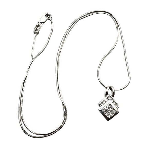 14K White Gold Womens Necklace Princess Cut Diamond Pendant - Picture 6 of 6